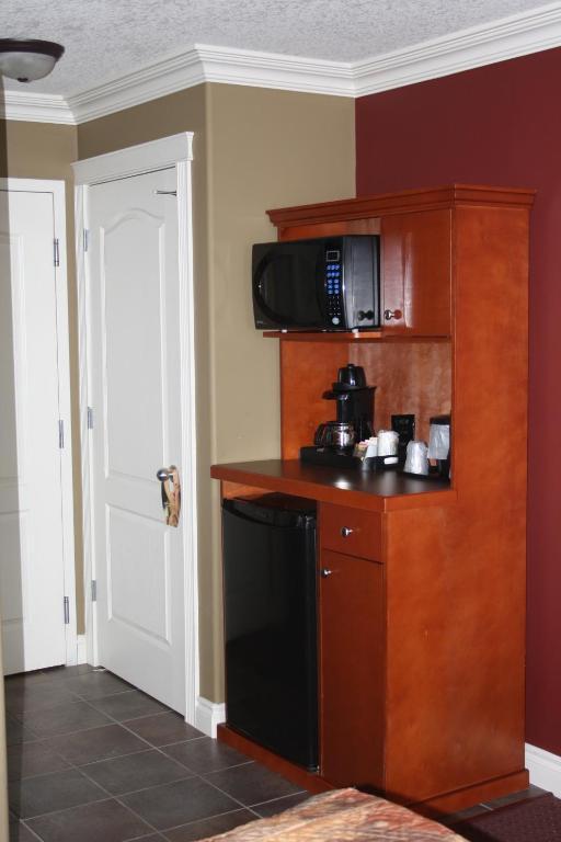 Lakeview Inns & Suites - Edson Airport West Номер фото