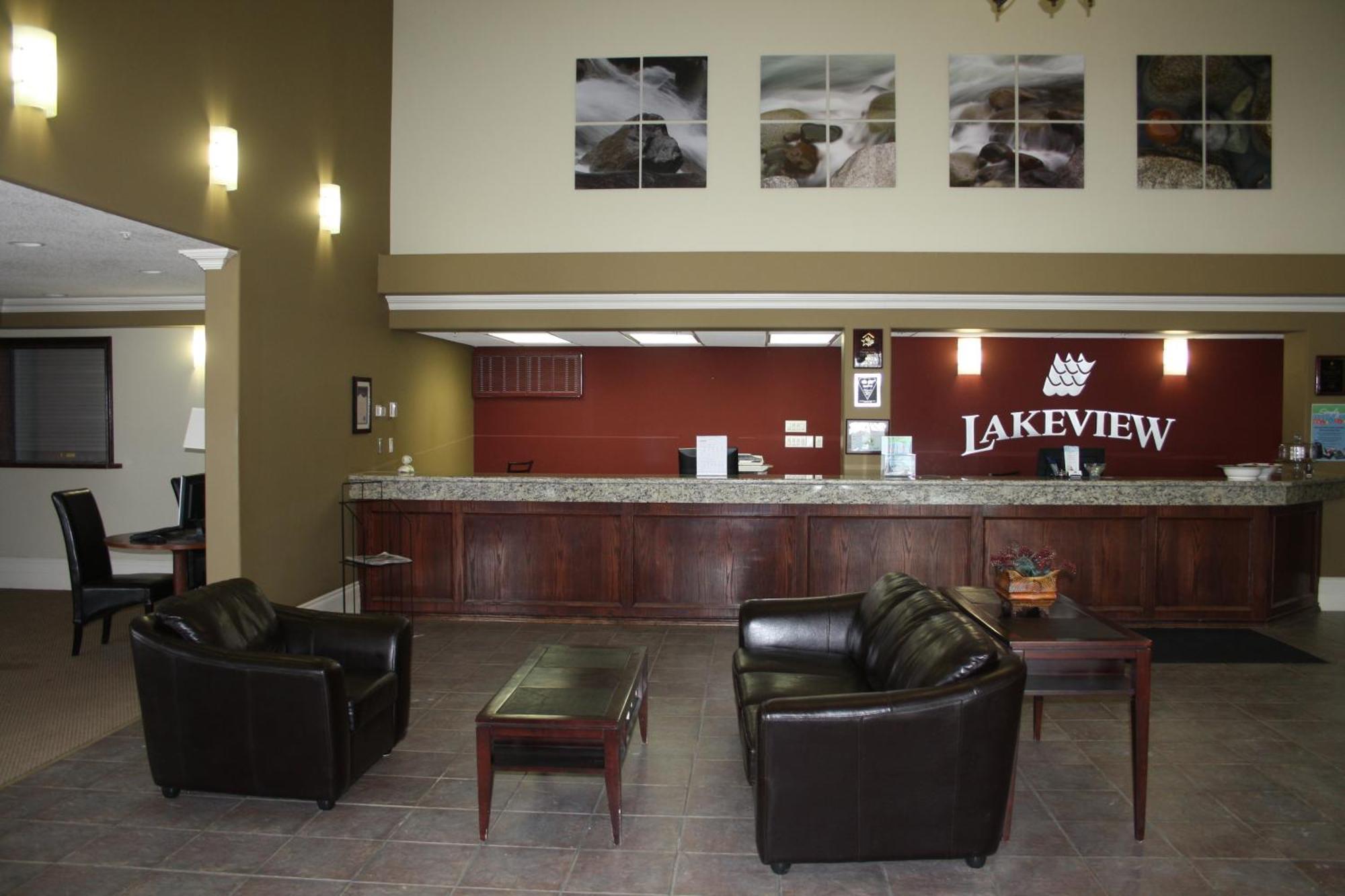 Lakeview Inns & Suites - Edson Airport West Экстерьер фото