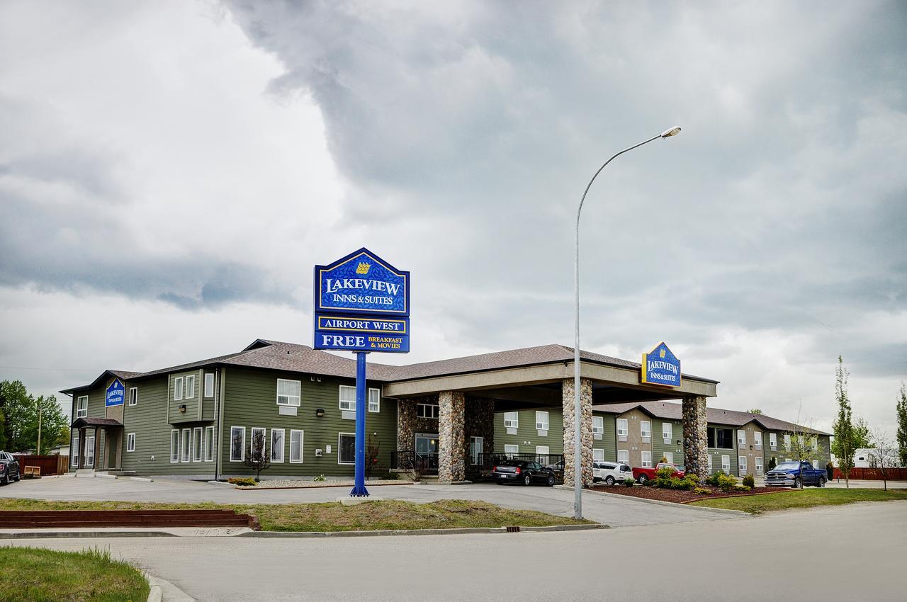 Lakeview Inns & Suites - Edson Airport West Экстерьер фото