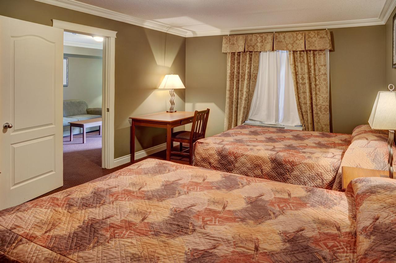Lakeview Inns & Suites - Edson Airport West Экстерьер фото